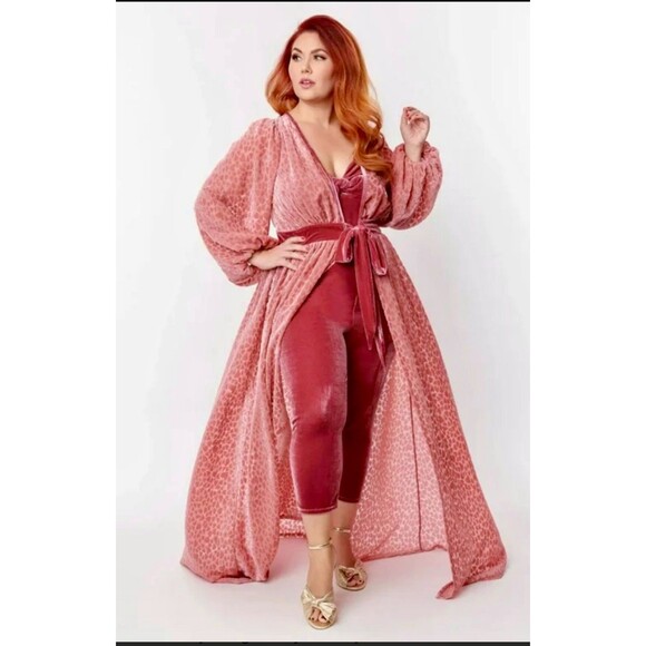 UNIQUE VINTAGE Rose Pink Heart Devore Velvet Duster or Sexy Robe Size M Medium - Picture 1 of 8
